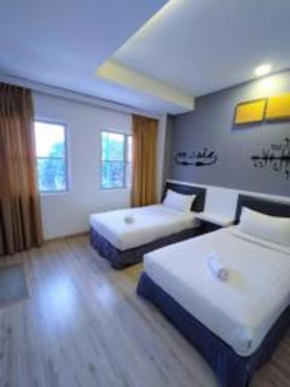 Hotel Zamburger Plaza Mahkota ملقا المظهر الخارجي الصورة