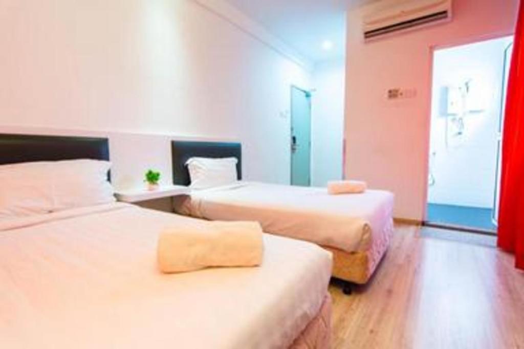 Hotel Zamburger Plaza Mahkota ملقا المظهر الخارجي الصورة